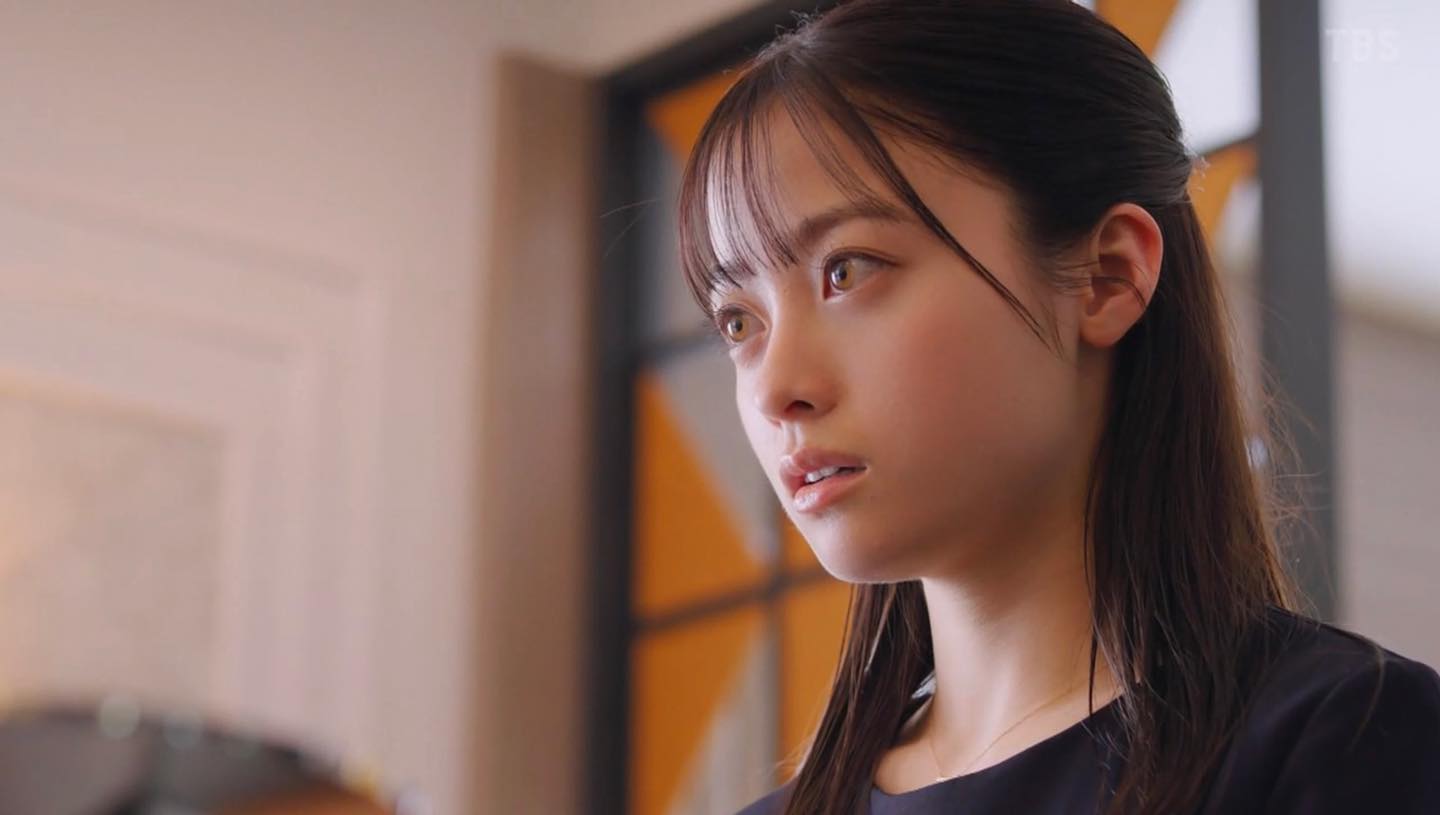 橋本環奈(王様に捧ぐ薬指)