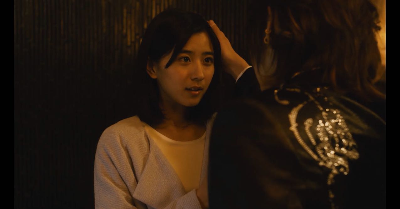 黒島結菜（イアリー 見えない顔）