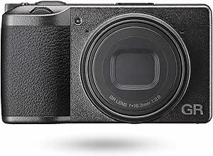 毒島リン子のカメラ（RICOH GR III）