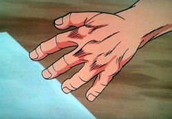 かろうじて指先が届き、ホームラン成立