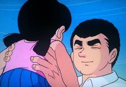 わーい、野球のお兄ちゃんはじめて笑った！