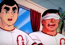 監督の剣幕にたじろぐ二人