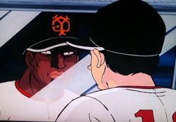 中に見えるのは…