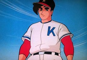 なんで紅洋のユニフォームまで着ているの？