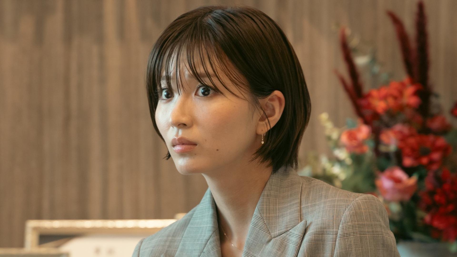 岡崎紗絵（プロフェッショナル 保険調査員・天音蓮）