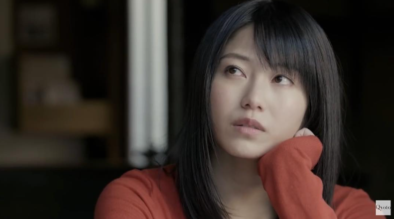 横山由依（はんなりギロリの頼子さん）